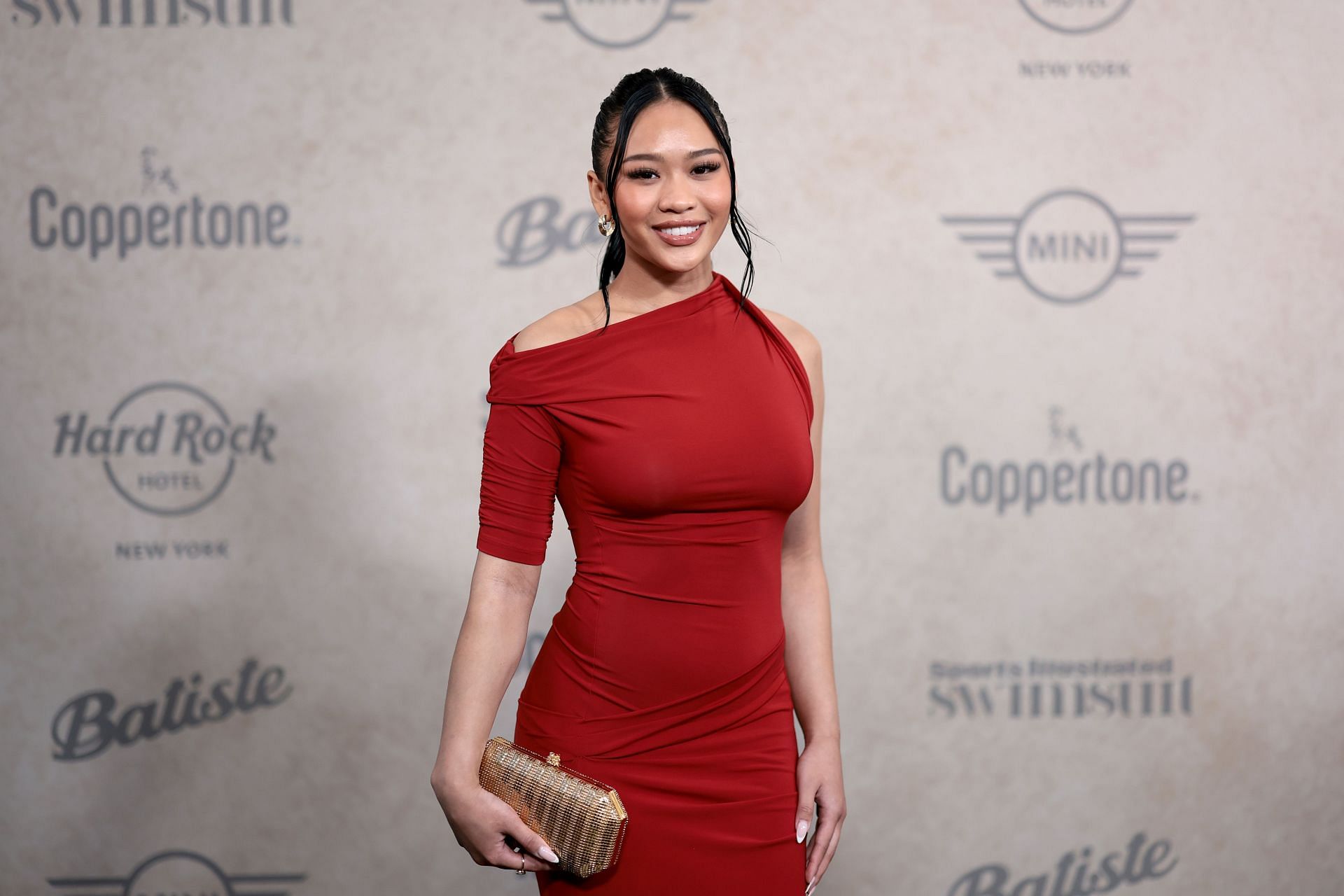 Suni Lee attends the launch of the 2025 Issue of Sports Illustrated Swimsuit in New York City. (Photo by Getty Images)